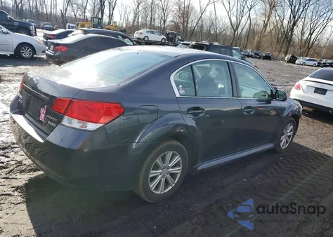 2010 Subaru Legacy 2.5I Premium из США, поврежденный, VIN 4S3BMBG65A3218633